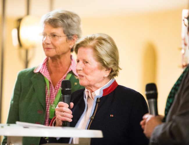 Evangelische Kranken- und Alten-Hilfe e.V. - Grüne Damen und Herren - 50 Jahre Grüne Damen und Herren im Dienst für andere